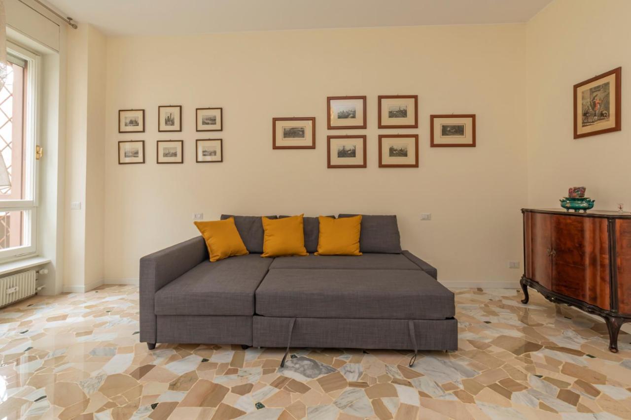 Ferienwohnung Joivy Modern 2Bed Flat With Balcony, 250M From M5 Foppa And M2 Sant'Agostino Mailand Exterior foto