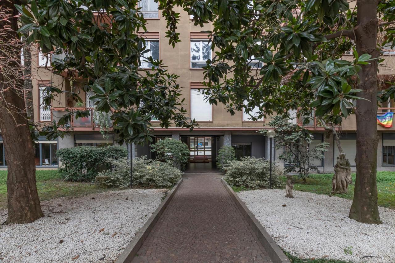 Ferienwohnung Joivy Modern 2Bed Flat With Balcony, 250M From M5 Foppa And M2 Sant'Agostino Mailand Exterior foto